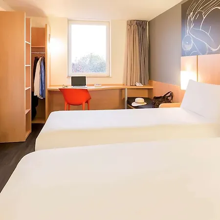 Hotel Orly Aeroport 3 Etoiles 3*
